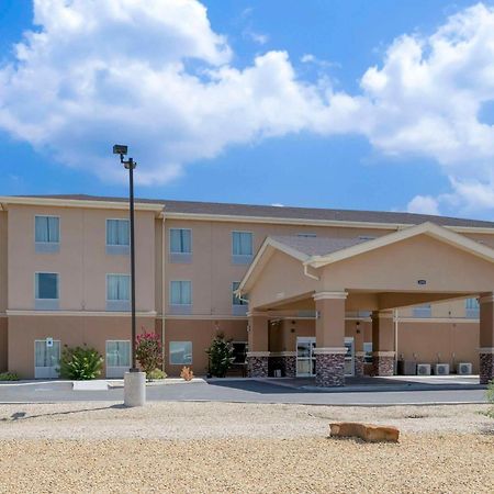Quality Inn & Suites Carlsbad Caverns Area מראה חיצוני תמונה