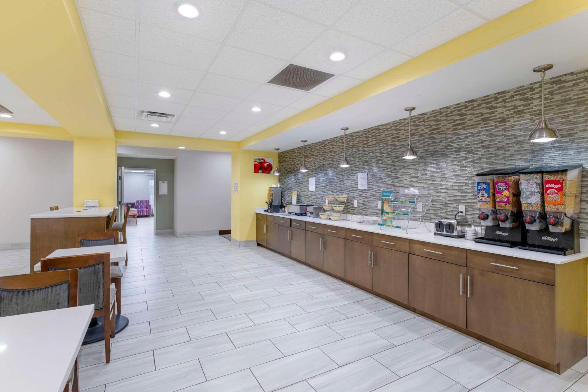 Quality Inn & Suites Carlsbad Caverns Area מראה חיצוני תמונה