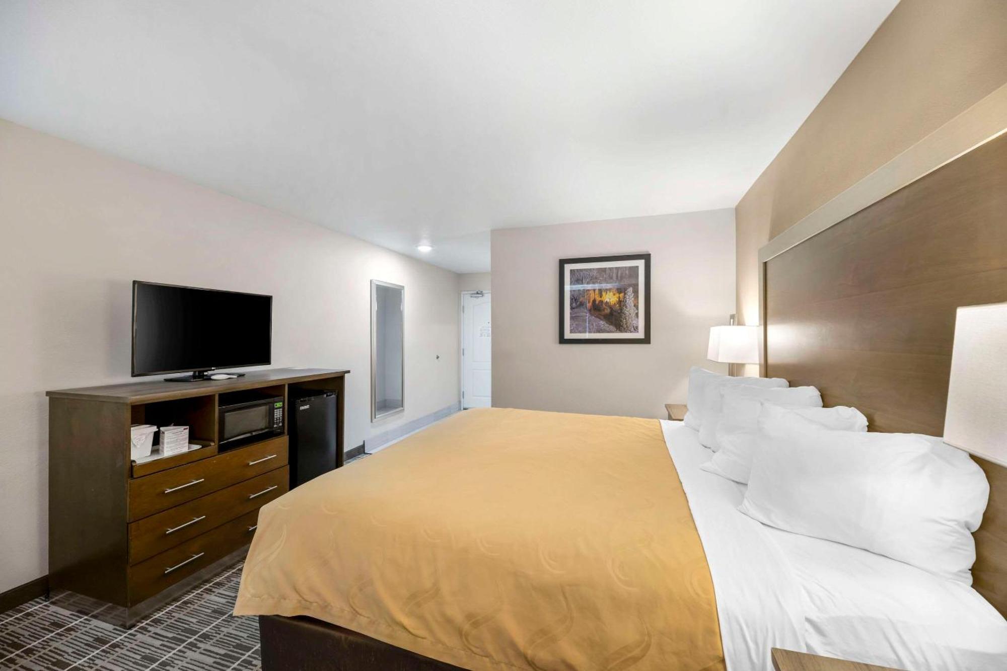 Quality Inn & Suites Carlsbad Caverns Area מראה חיצוני תמונה