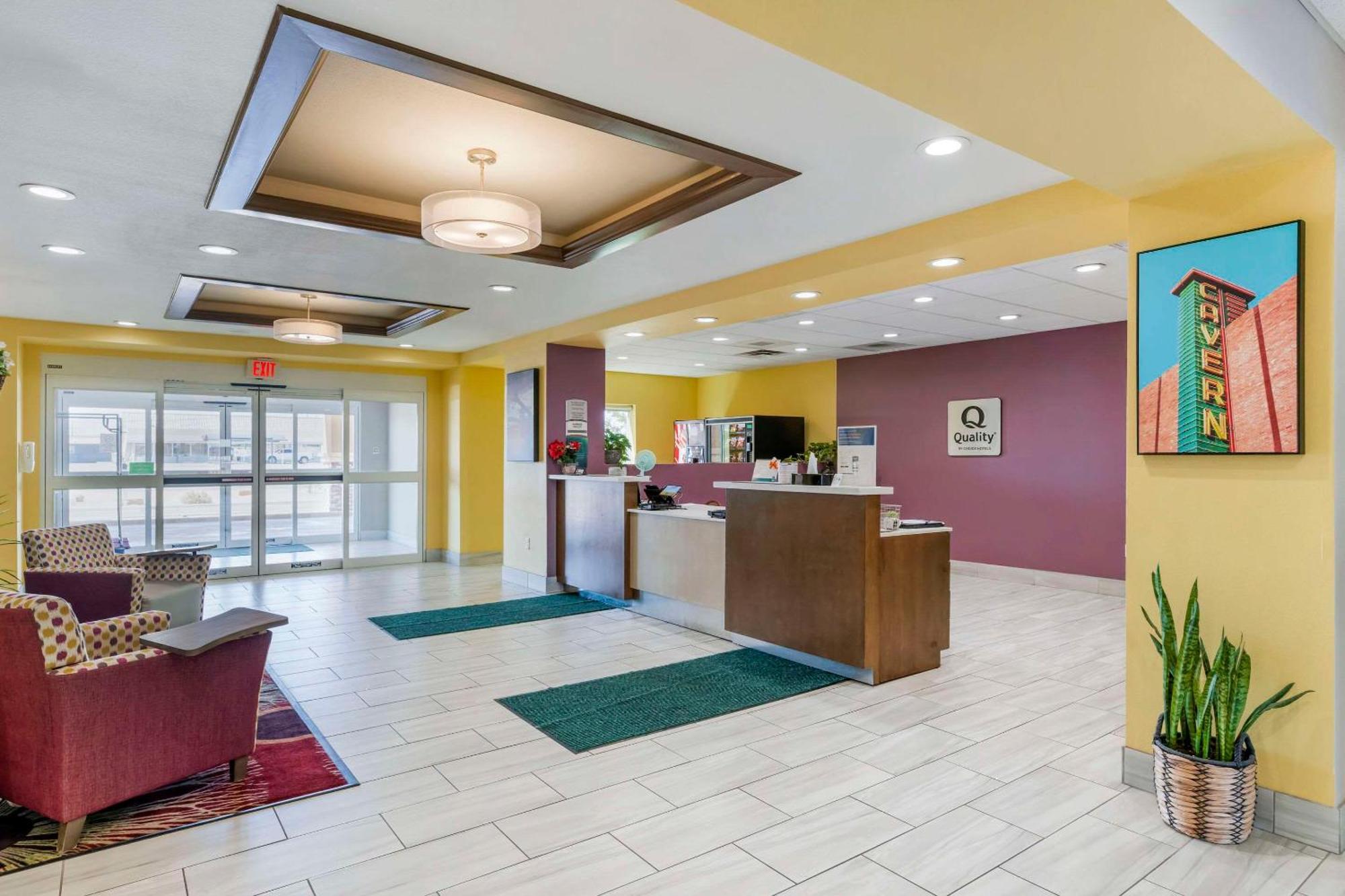 Quality Inn & Suites Carlsbad Caverns Area מראה חיצוני תמונה